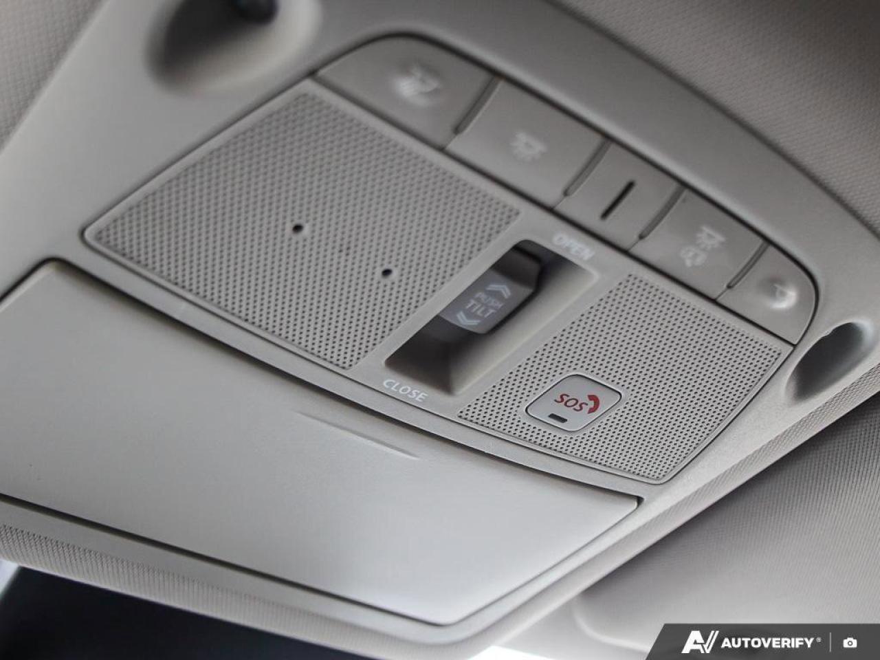 2020 Nissan Rogue SLSL, AWD, NAV, ROOF, HEATED LEATHER, CLEAN CARFAX Photo