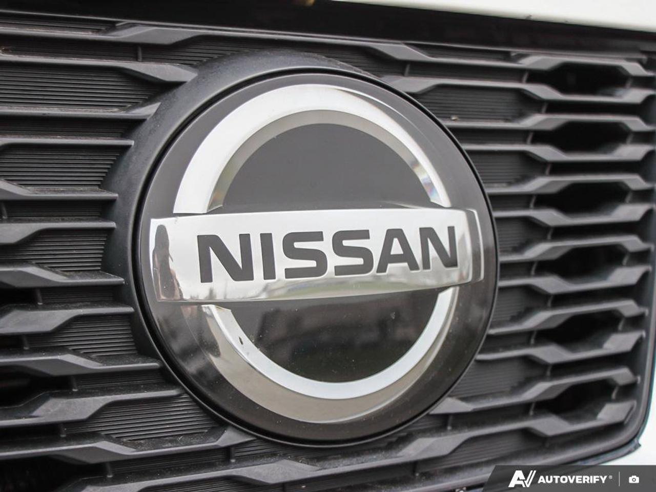 2020 Nissan Rogue SLSL, AWD, NAV, ROOF, HEATED LEATHER, CLEAN CARFAX Photo