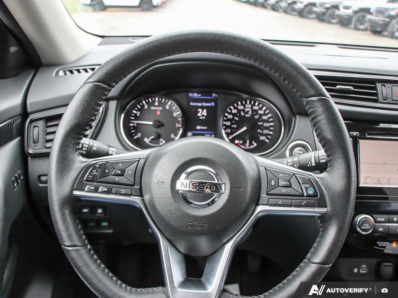 2020 Nissan Rogue SLSL, AWD, NAV, ROOF, HEATED LEATHER, CLEAN CARFAX Photo