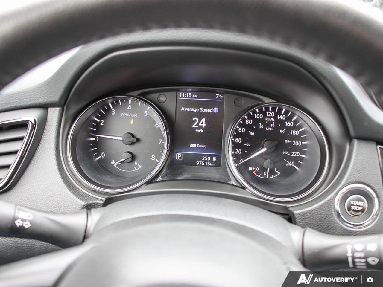 2020 Nissan Rogue SLSL, AWD, NAV, ROOF, HEATED LEATHER, CLEAN CARFAX Photo