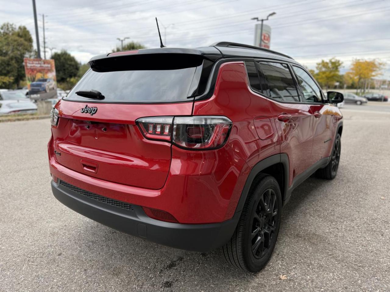 2023 Jeep Compass Altitude Photo