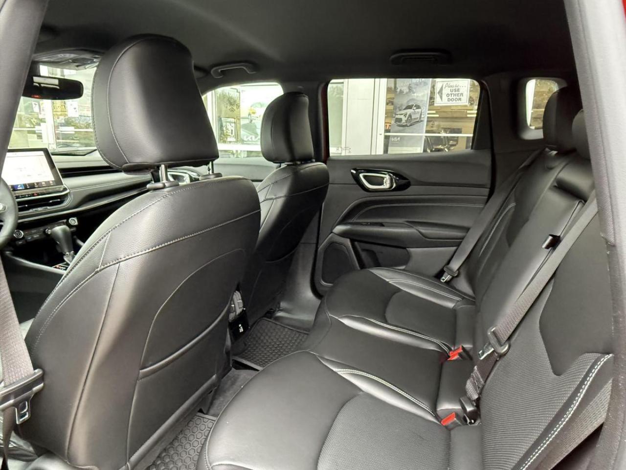 2023 Jeep Compass Altitude Photo