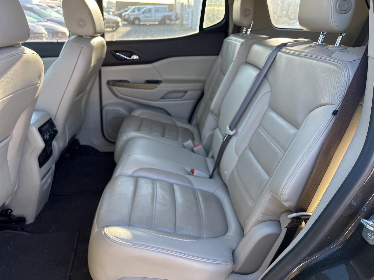 2019 GMC Acadia AWD 4DR DENALI Photo