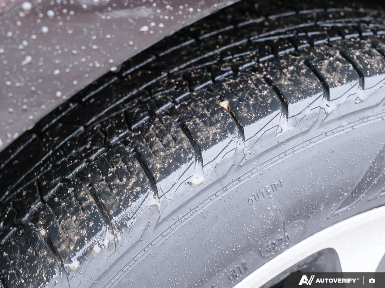 2017 Acura MDX Technology Package3.5L,SH-AWD, NAV, SUNROOF, DVD/E Photo