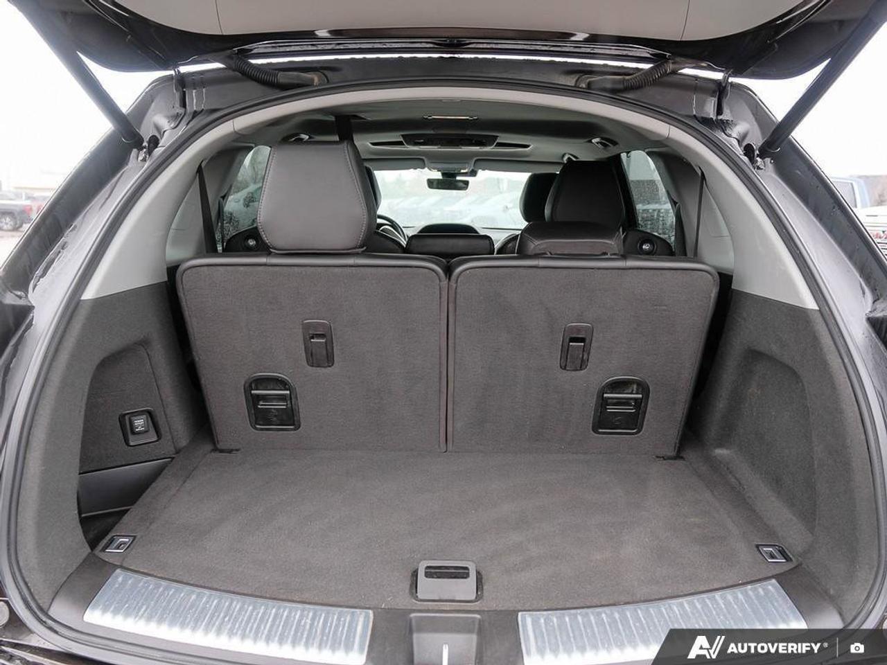 2017 Acura MDX Technology Package3.5L,SH-AWD, NAV, SUNROOF, DVD/E Photo