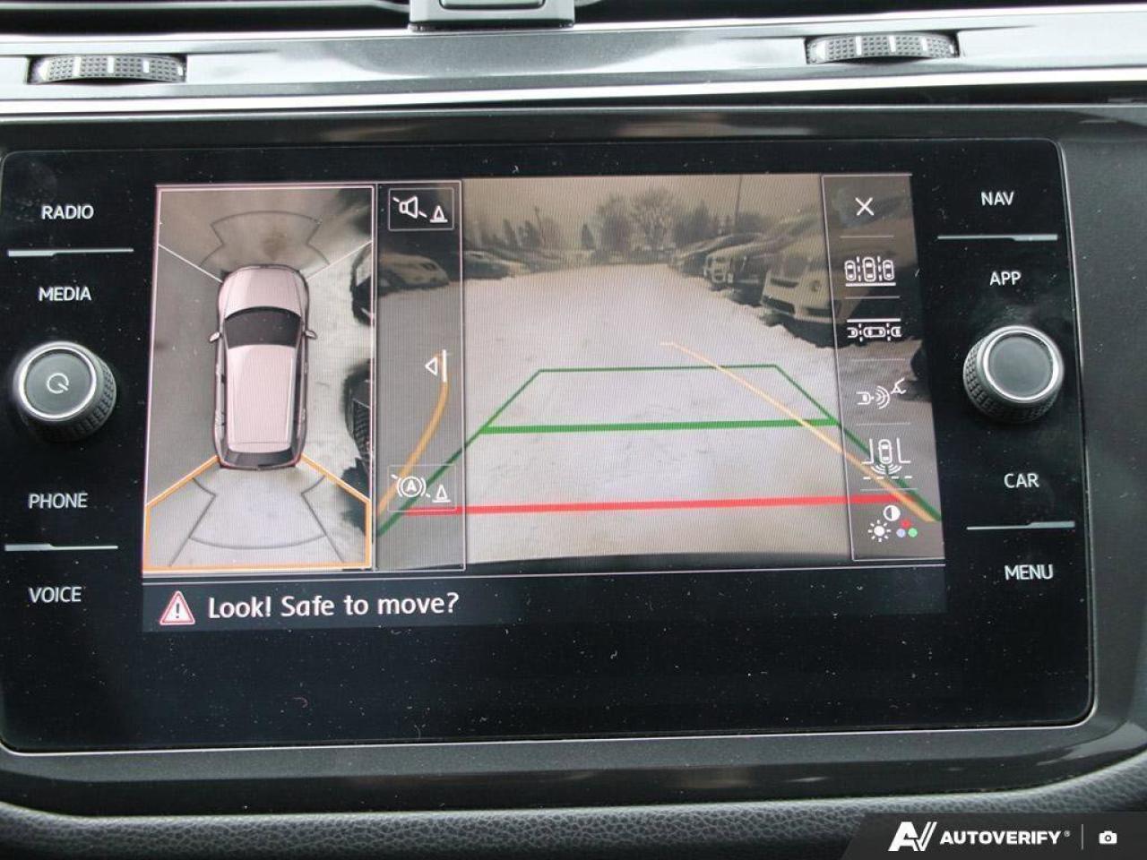 2018 Volkswagen Tiguan HighlineCERTIFIED AS-TRADED, NAVI, HTD SEATS, SUNR Photo