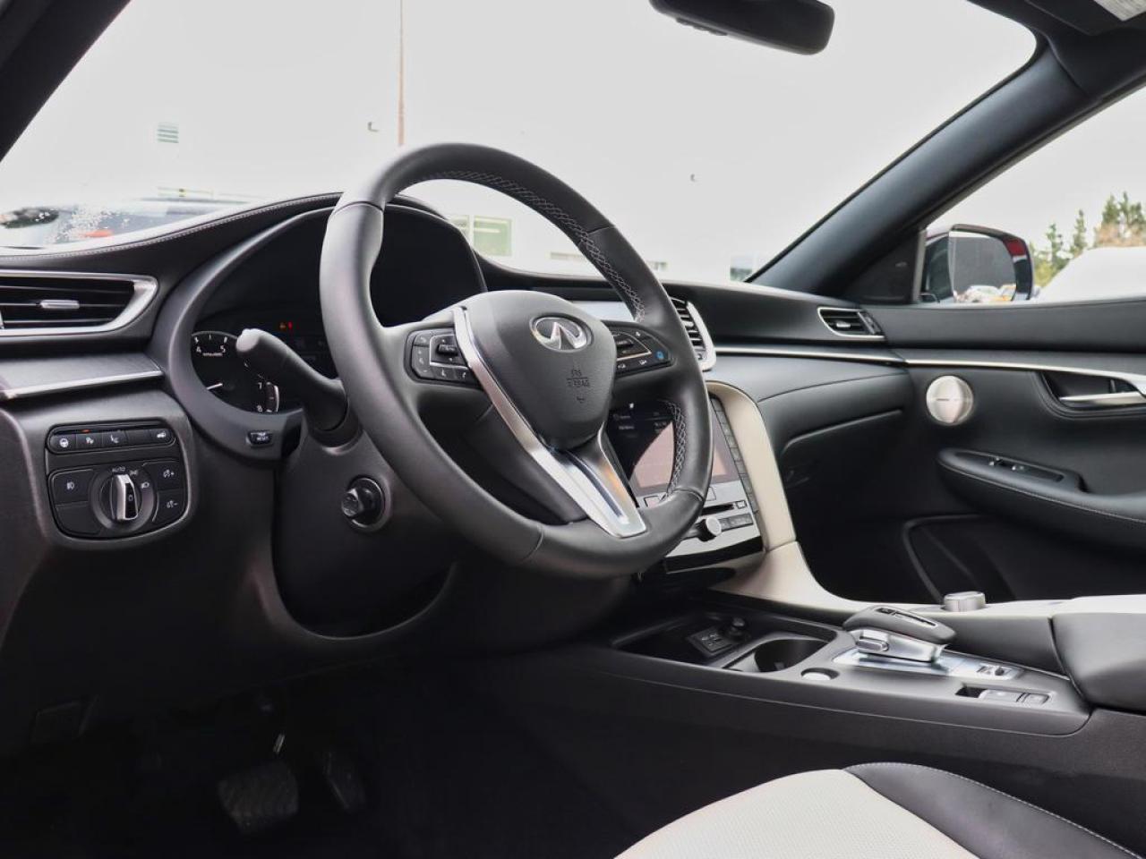 2025 Infiniti QX55 SENSORY  HUD, COOLING SEATS 360 CAM! Photo