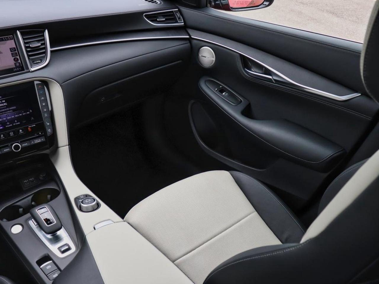 2025 Infiniti QX55 SENSORY  HUD, COOLING SEATS 360 CAM! Photo