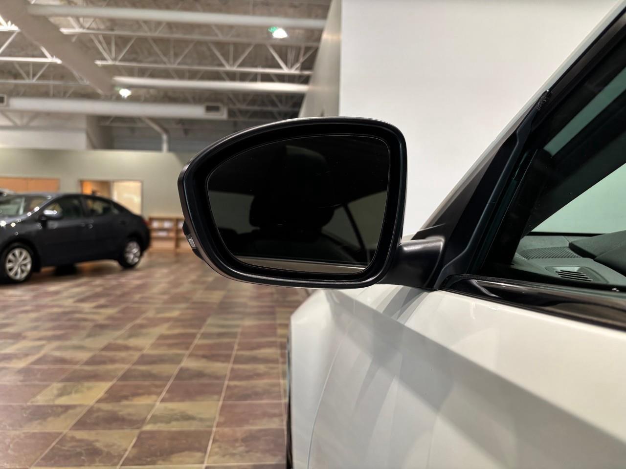 2022 Nissan Altima 2.5 SR Midnight Edition Photo