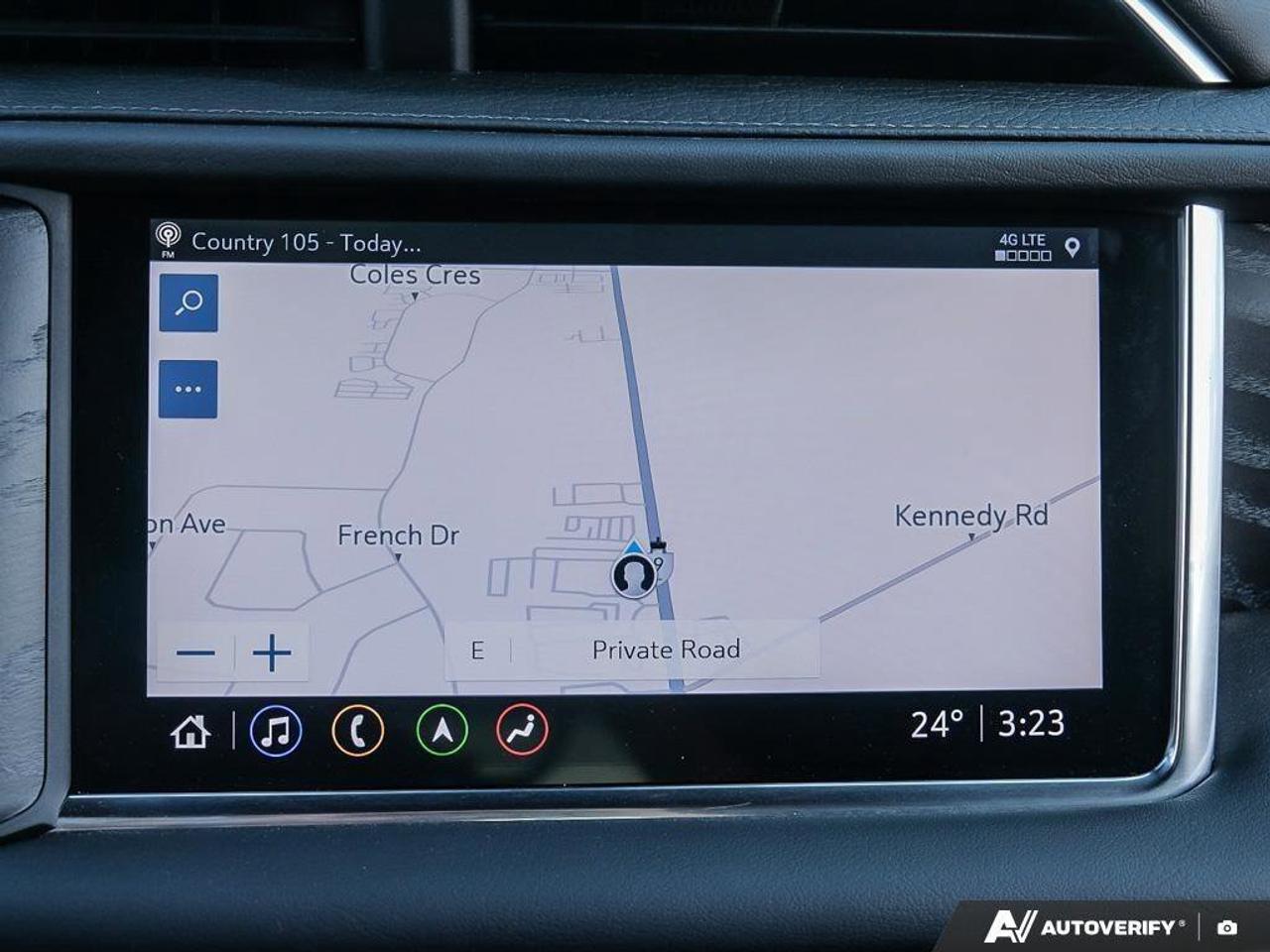 2021 GMC Yukon DenaliDENALI, 6.2L, NAV, ROOF, HTD/COOL, 1-OWNER! Photo