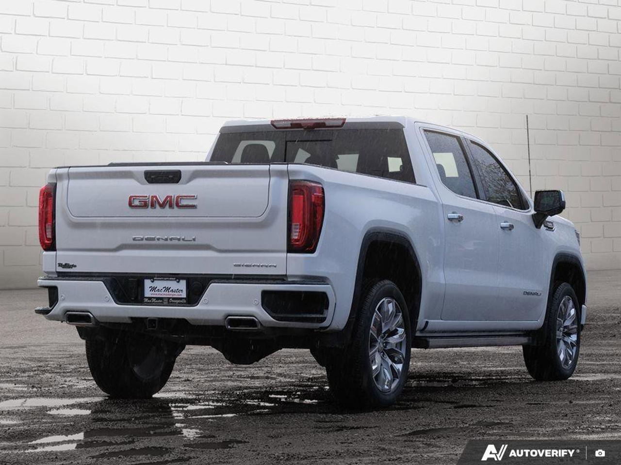 2025 GMC Sierra 1500 DenaliDENALI RESERVE, 4X4, CREW, DURAMAX, NAV, ROO Photo4