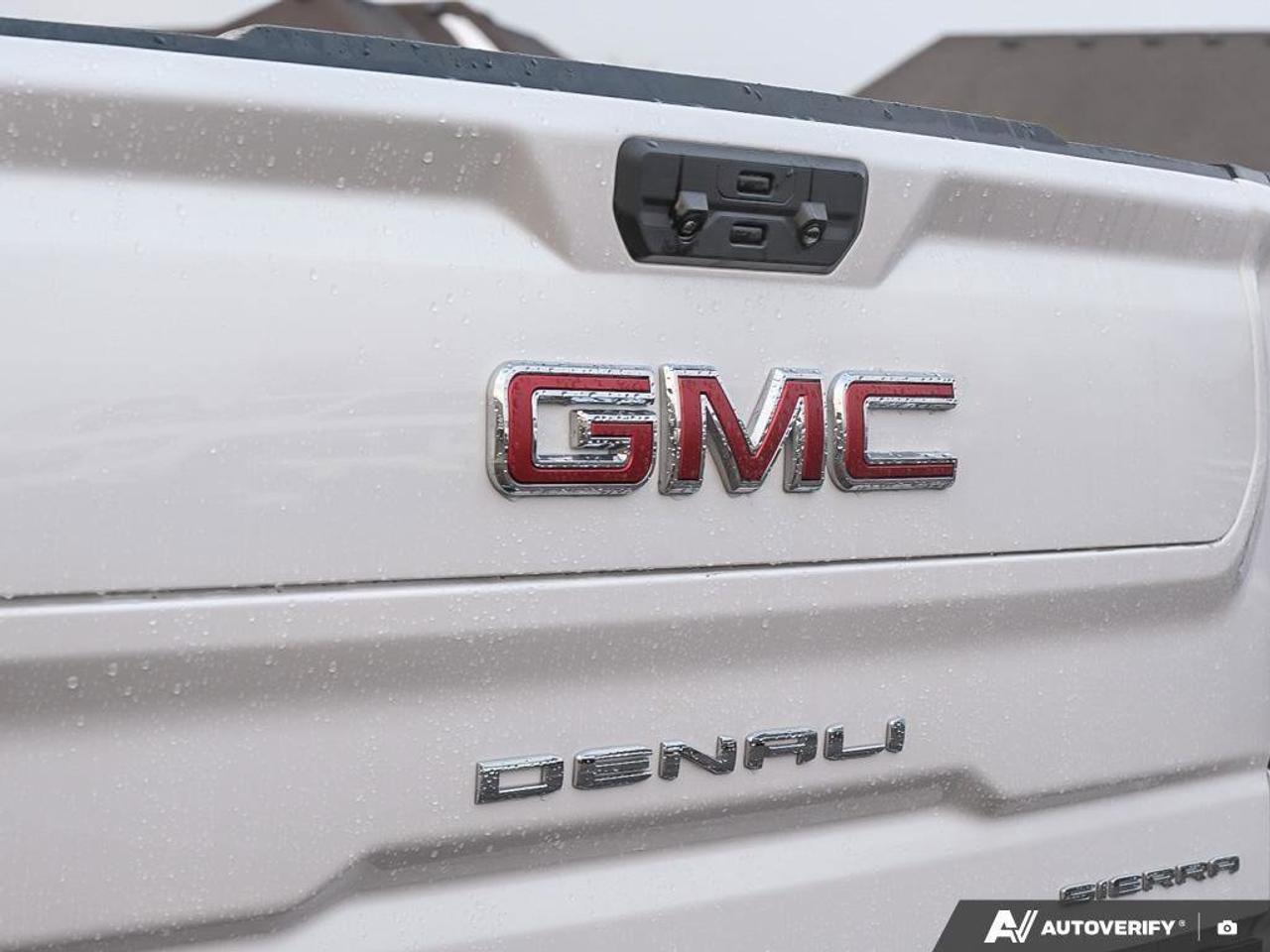 2025 GMC Sierra 1500 DenaliDENALI RESERVE, 4X4, CREW, DURAMAX, NAV, ROO Photo
