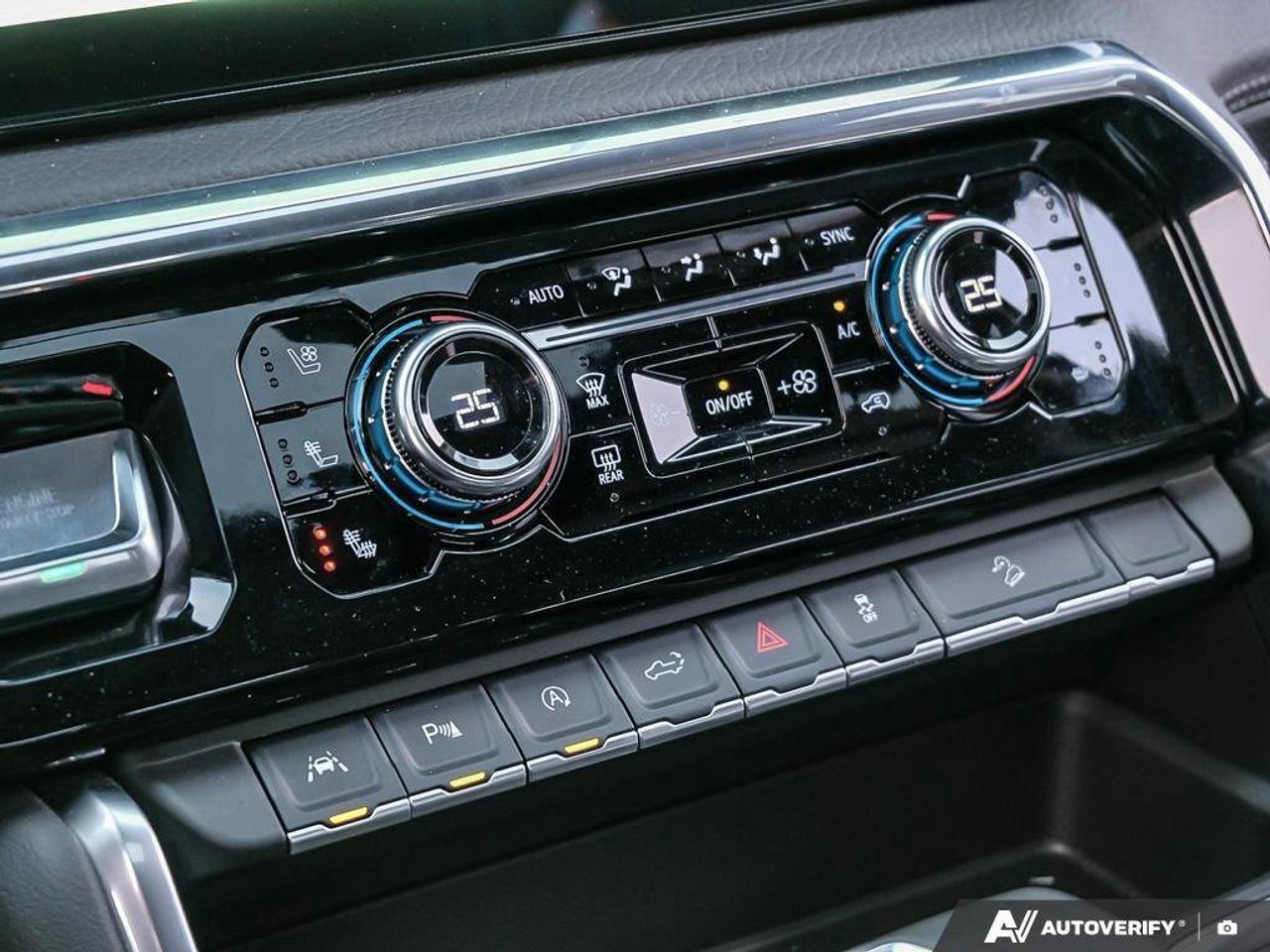 2025 GMC Sierra 1500 DenaliDENALI RESERVE, 4X4, CREW, DURAMAX, NAV, ROO Photo