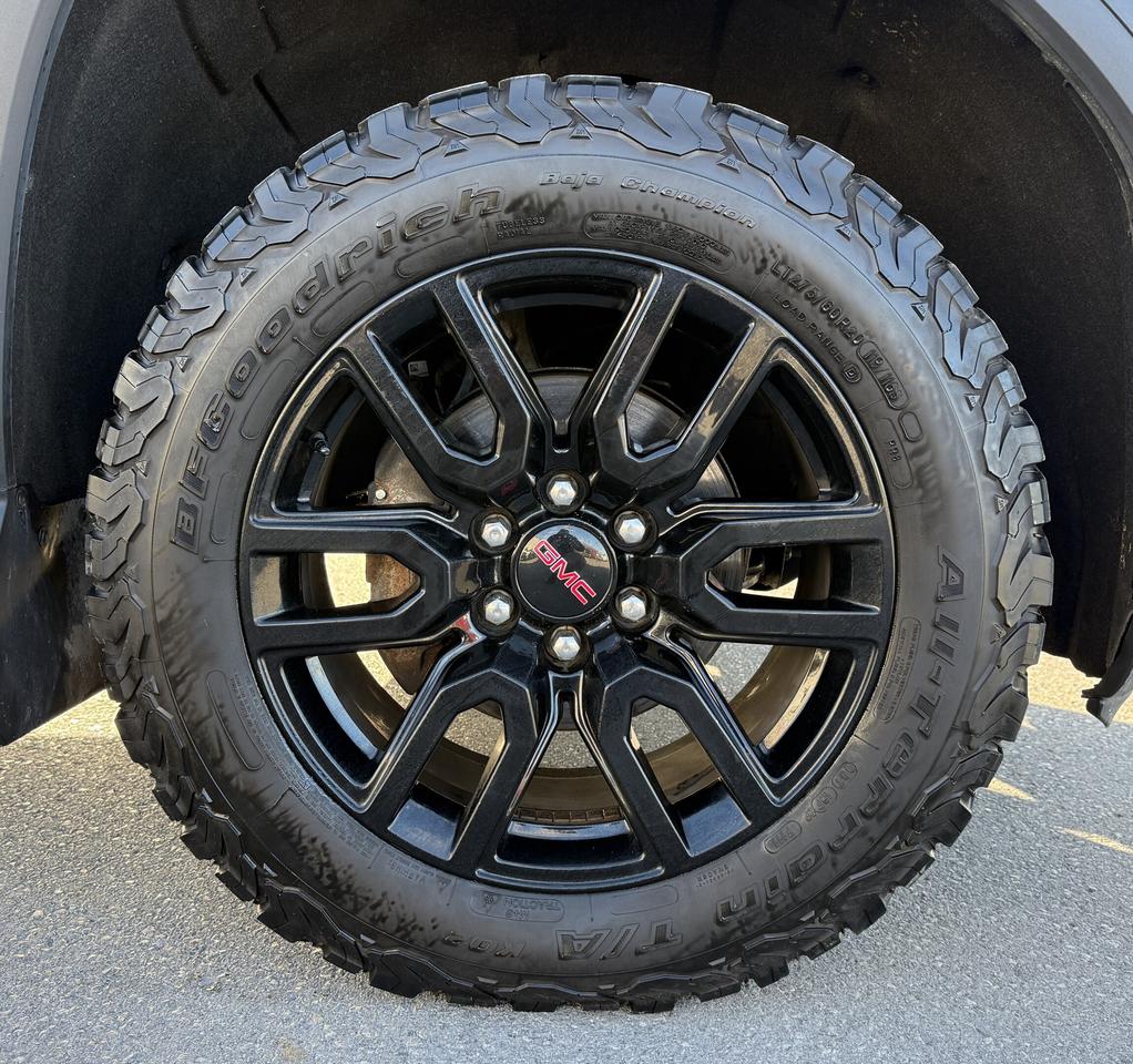 2021 GMC Sierra 1500 4WD Crew Cab Photo