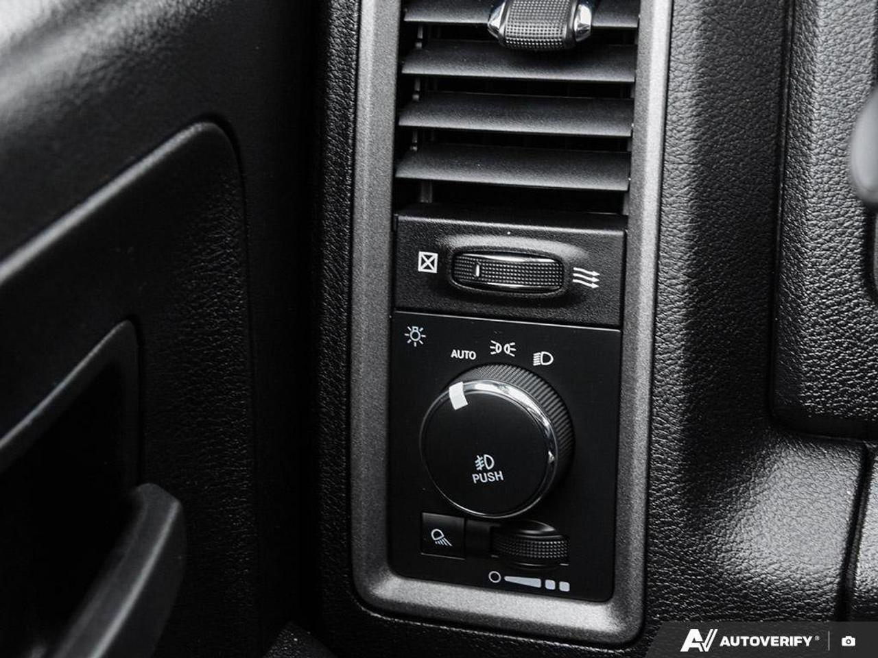 2022 RAM 1500 Classic ExpressBLACK EXPRESS, NIGHT, HEMI, CREW, 4X4, TOW Photo