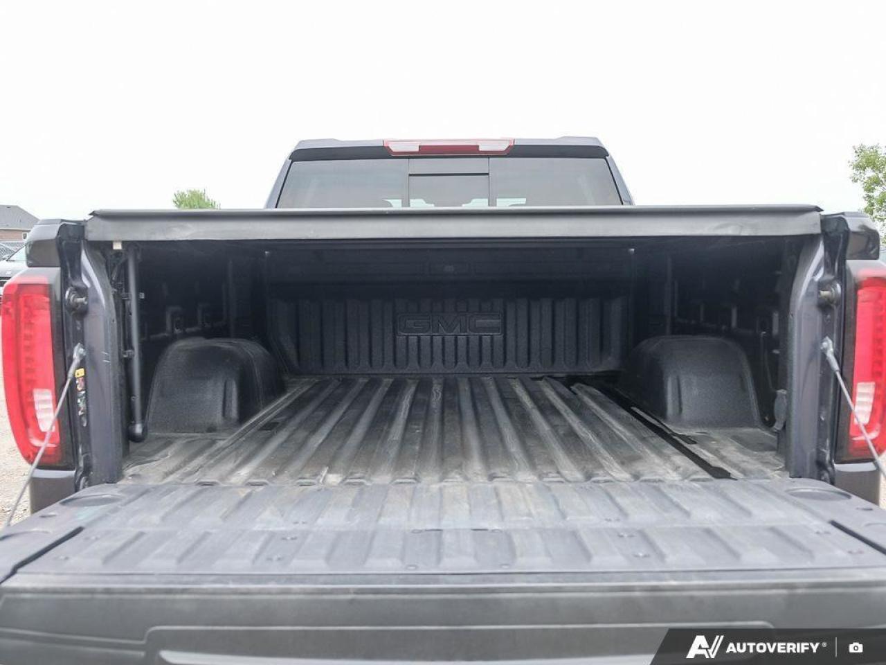 2023 GMC Sierra 1500 SLTSLT PREFERRED, X31, CREW, 4X4, 5.3L, ROOF, HTD/ Photo