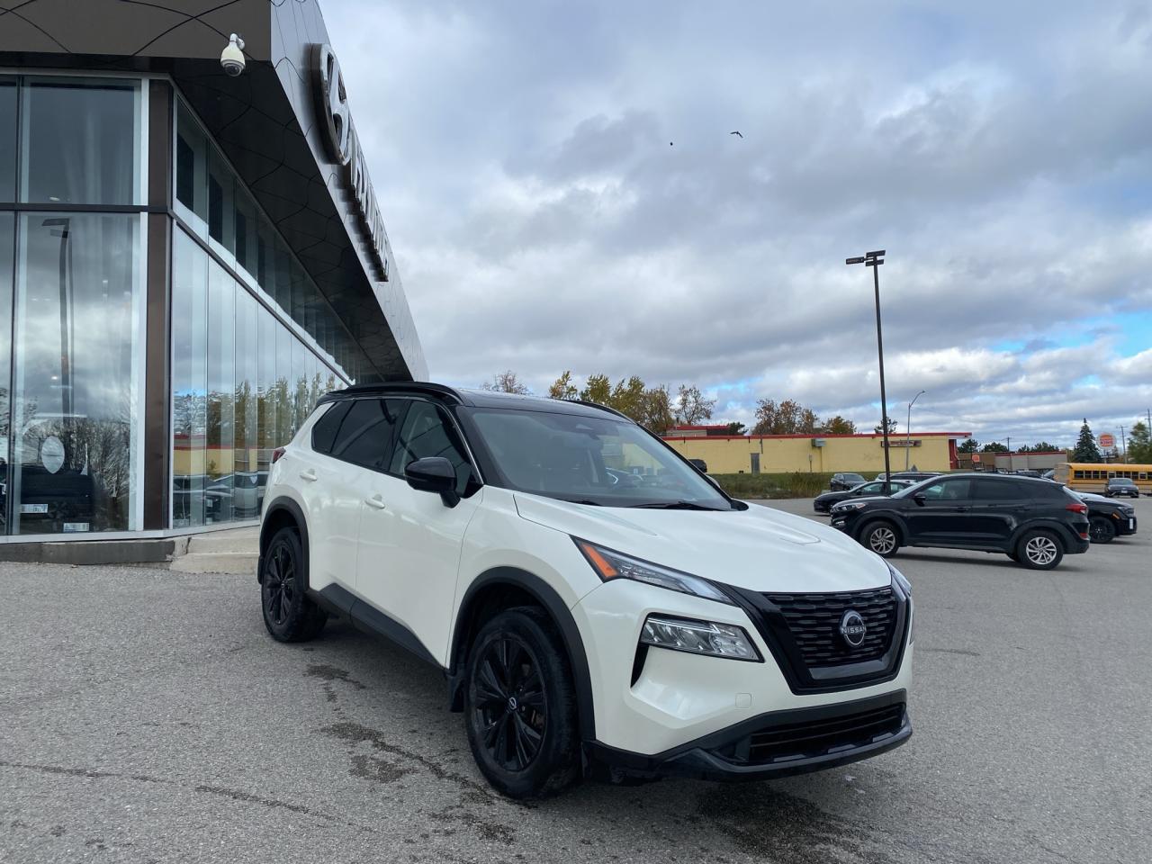 2023 Nissan Rogue AWD SV Moonroof Photo