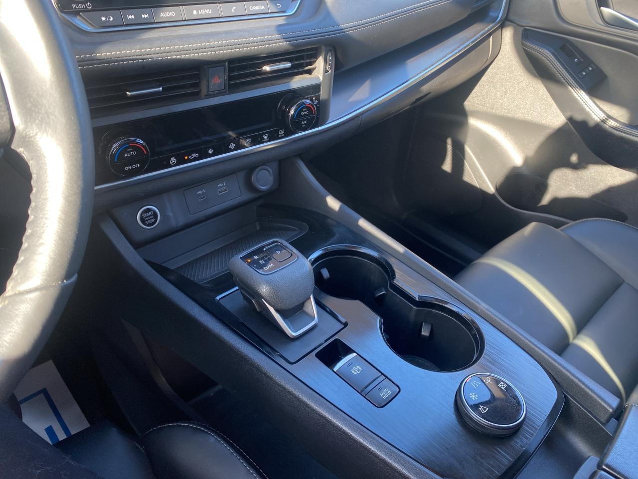 2023 Nissan Rogue AWD SV Moonroof Photo