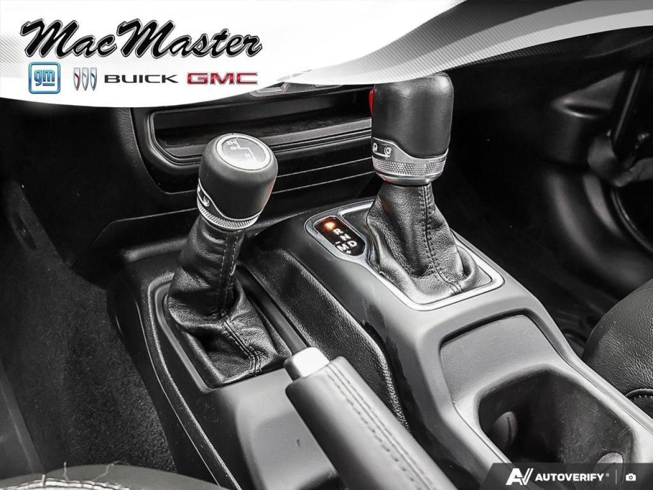 2023 Jeep Wrangler Sahara AltitudeSAHARA ALTITUDE, 4X4, 2.0T, NAV, HT Photo