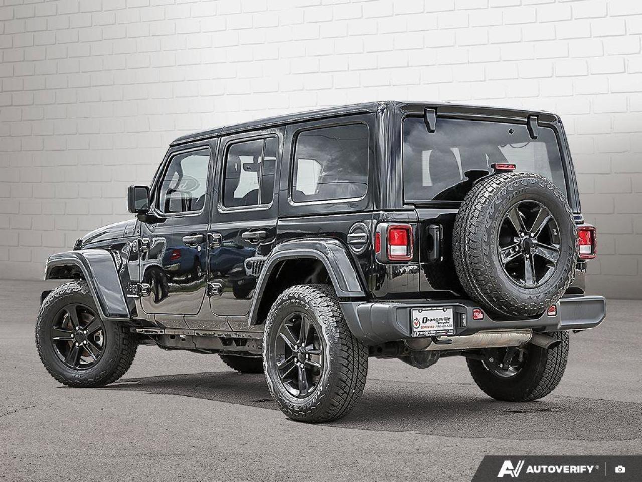 2023 Jeep Wrangler Sahara AltitudeSAHARA ALTITUDE, 4X4, 2.0T, NAV, HT Photo