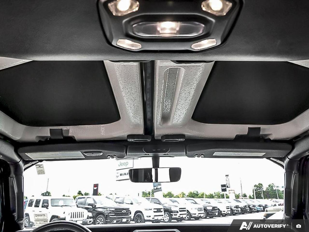 2023 Jeep Wrangler Sahara AltitudeSAHARA ALTITUDE, 4X4, 2.0T, NAV, HT Photo