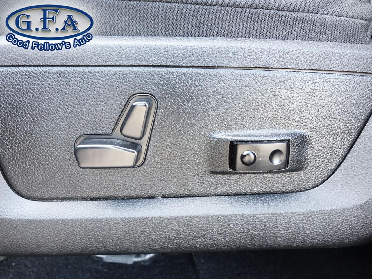 2023 RAM 1500 Classic EXPRESS MODEL, CREW CAB, 5 PASSENGER, REARVIEW CAM Photo9