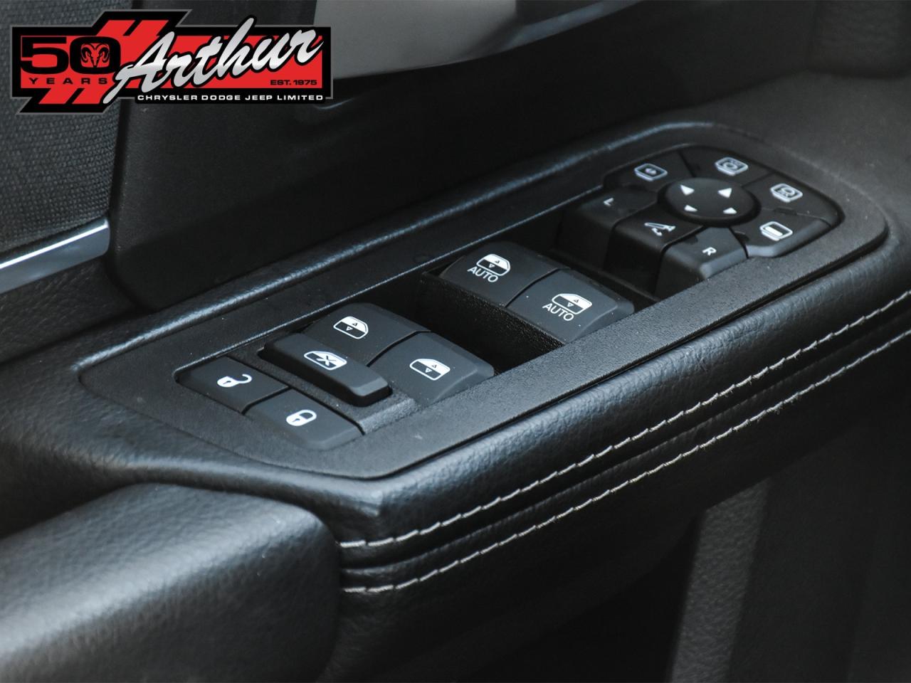 2025 RAM 2500 Big Horn Crew Cab 4x4 Photo