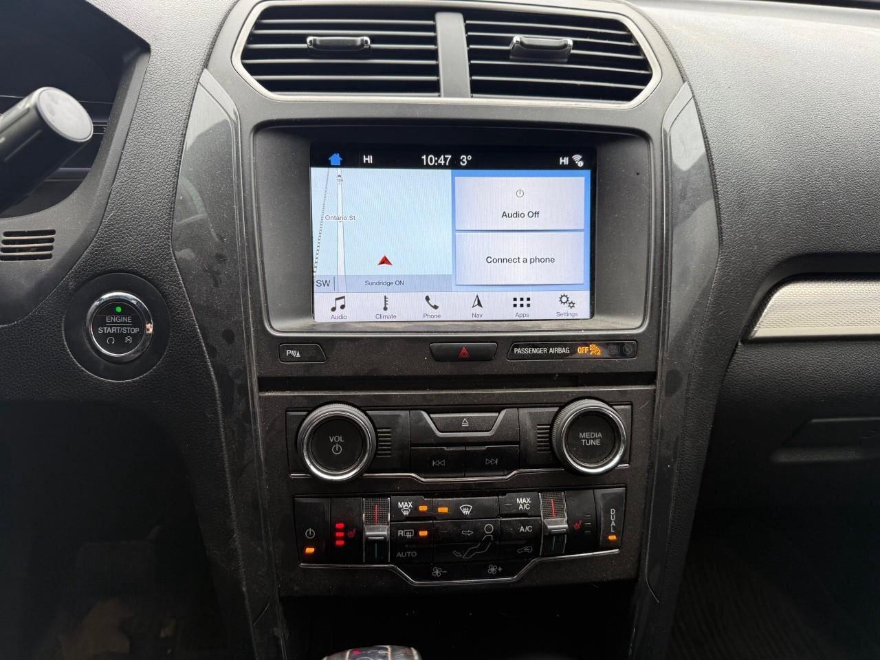 2018 Ford Explorer XLT   7 PASSENGER SEATING   ALL WEATHER MATS Photo