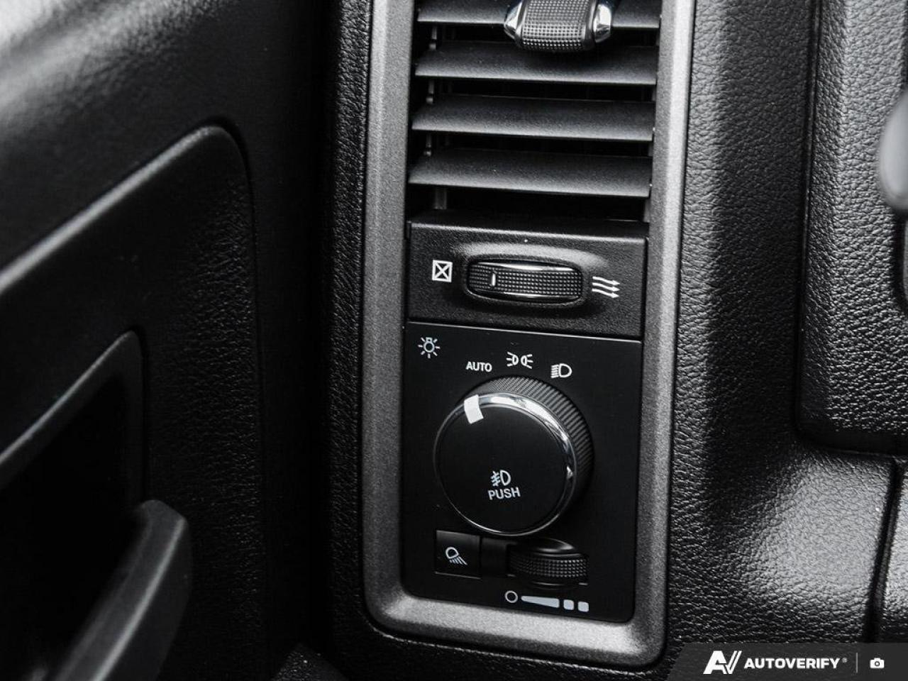 2022 RAM 1500 Classic ExpressBLACK EXPRESS, NIGHT, HEMI, CREW, 4X4, TOW Photo