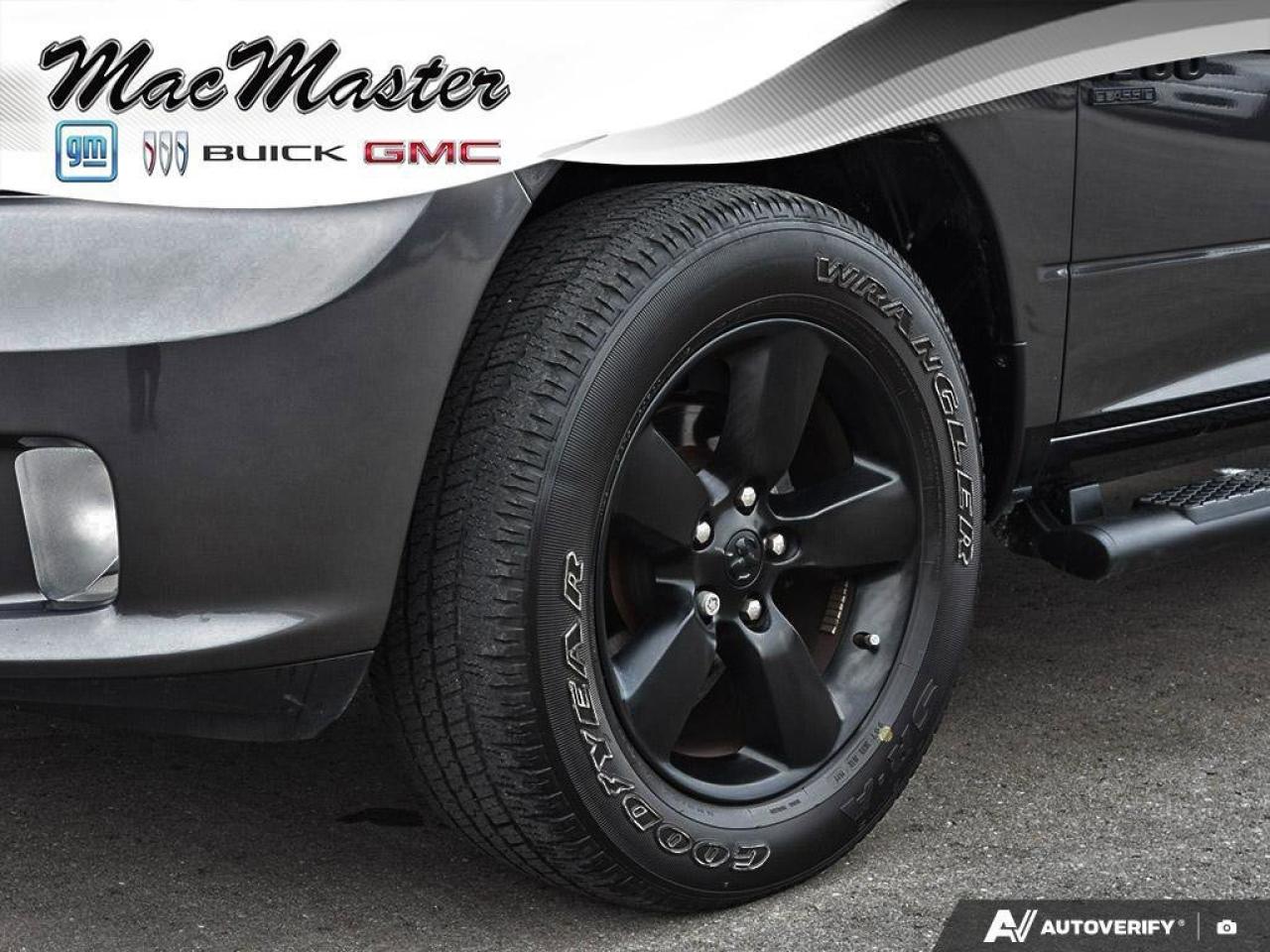 2022 RAM 1500 Classic ExpressBLACK EXPRESS, NIGHT, HEMI, CREW, 4X4, TOW Photo