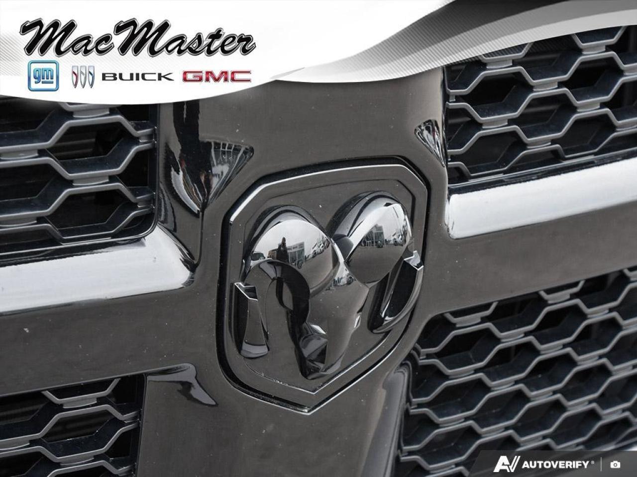 2022 RAM 1500 Classic ExpressBLACK EXPRESS, NIGHT, HEMI, CREW, 4X4, TOW Photo