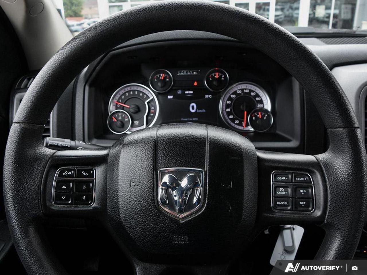 2022 RAM 1500 Classic ExpressBLACK EXPRESS, NIGHT, HEMI, CREW, 4X4, TOW Photo