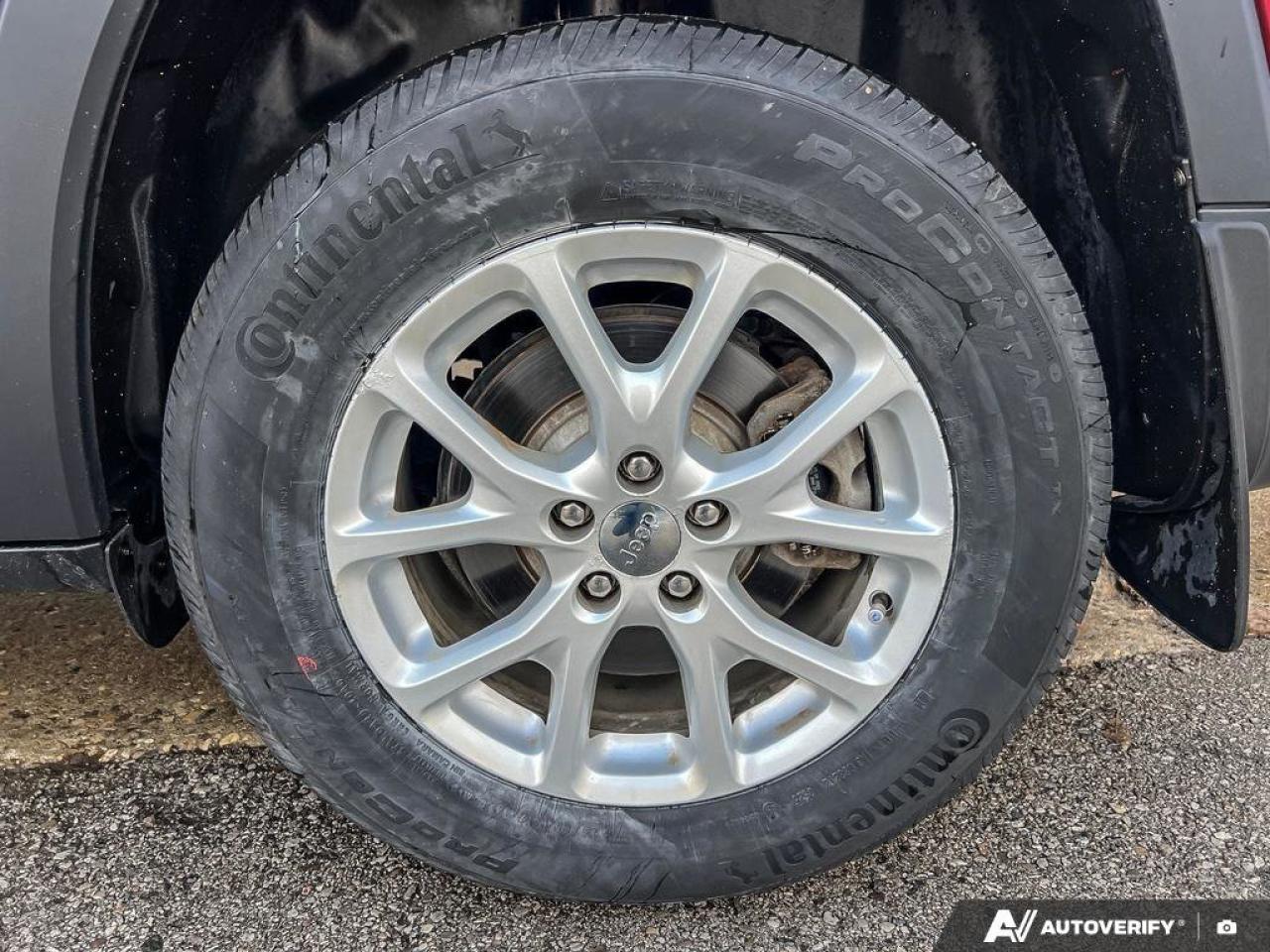 2016 Jeep Cherokee North   NAV   V6   HTD STEERING WHEEL NAV   V6   H Photo