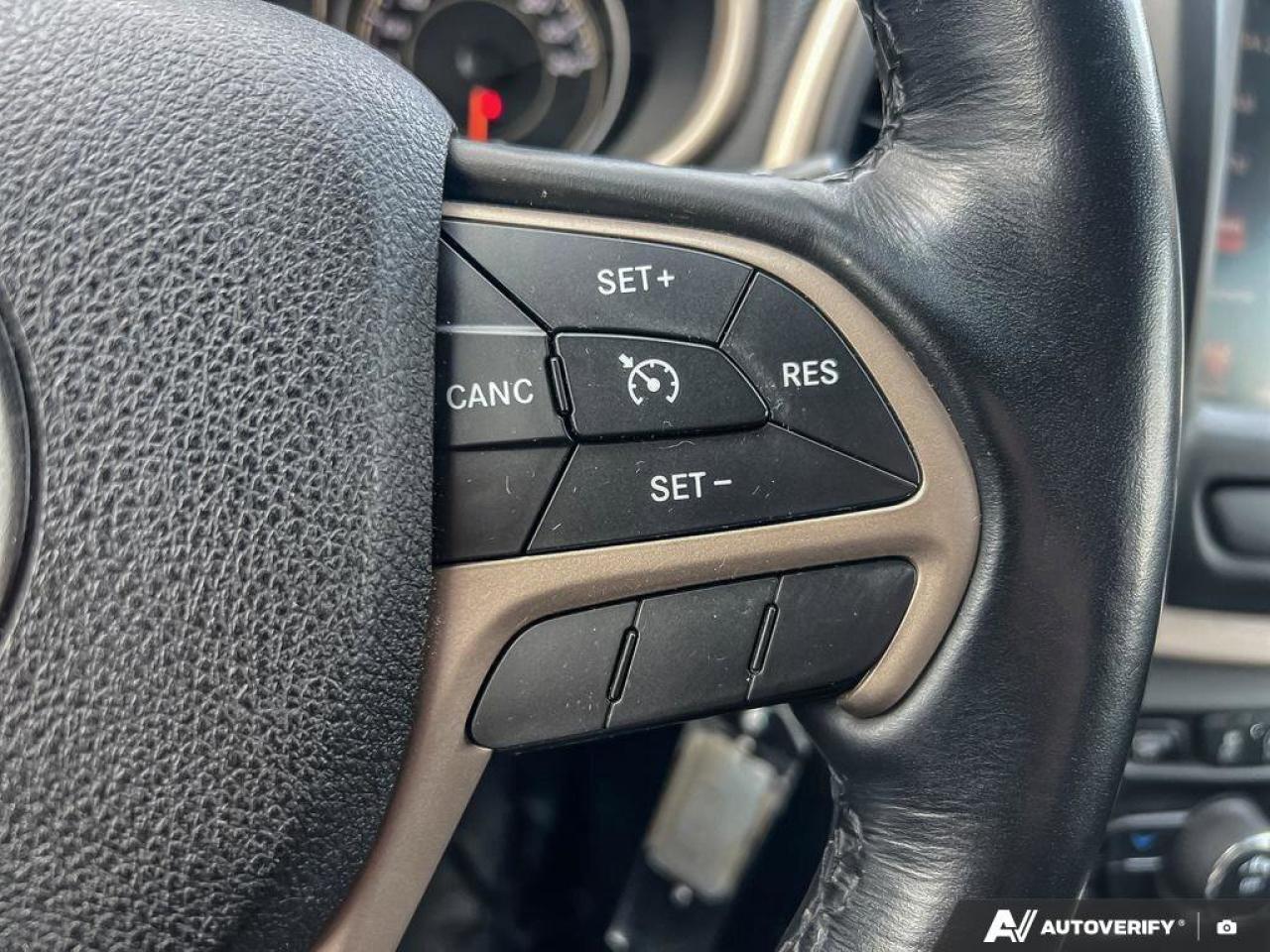 2016 Jeep Cherokee North   NAV   V6   HTD STEERING WHEEL NAV   V6   H Photo