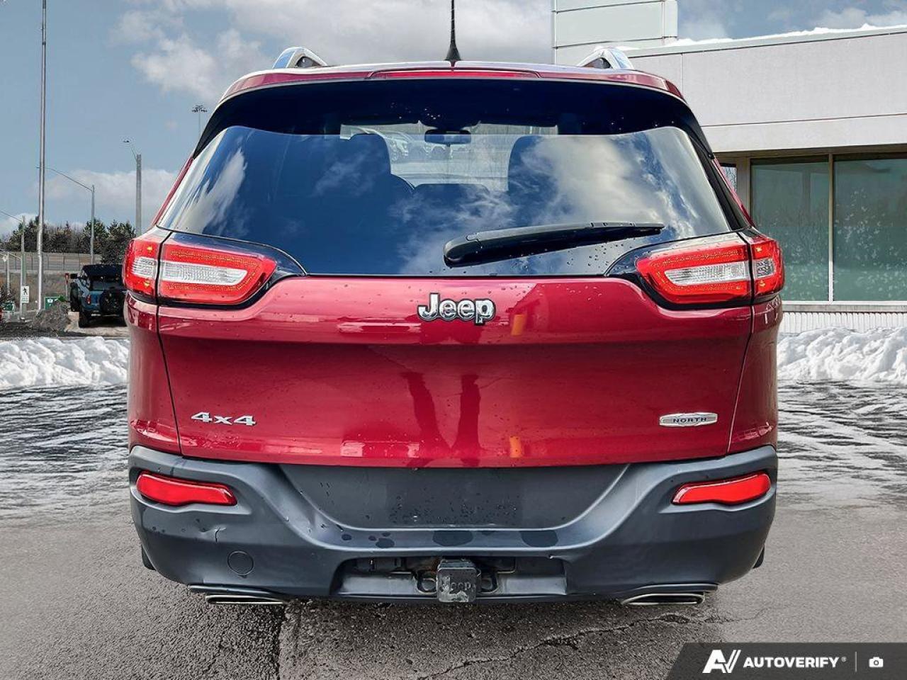 2016 Jeep Cherokee North   NAV   V6   HTD STEERING WHEEL NAV   V6   H Photo