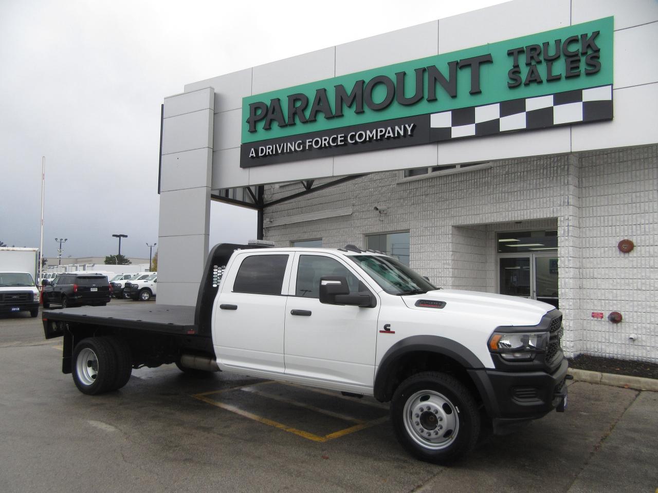 2024 RAM 5500 4X4 DIESEL CREW CAB 12 FT  FLAT DECK / GOOSE NECK Photo