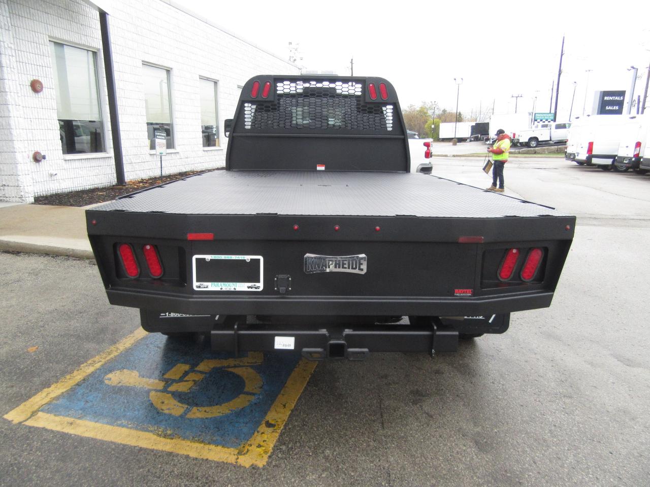 2024 RAM 5500 4X4 DIESEL CREW CAB FLAT DECK GOOSE NECK Photo3