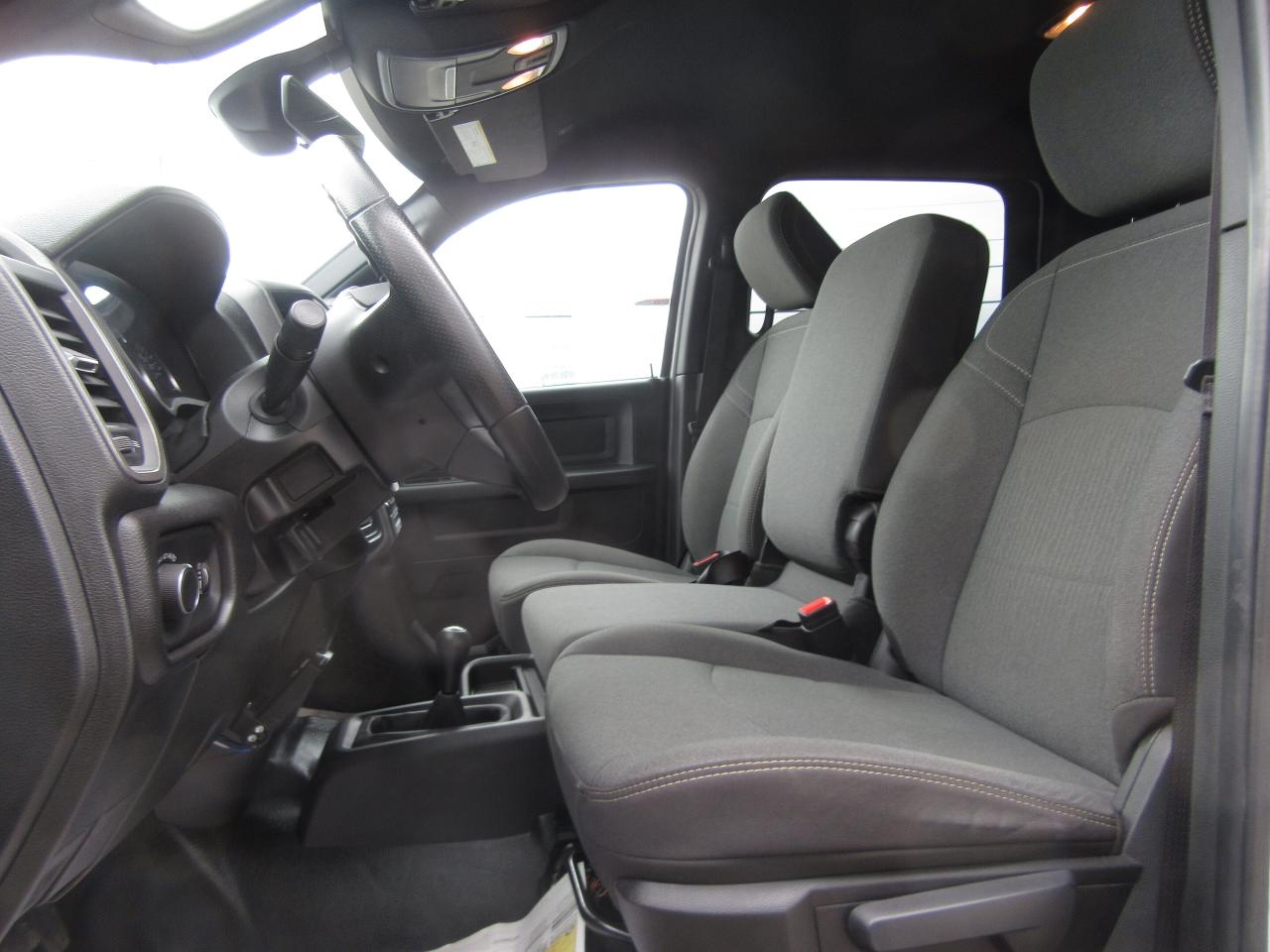 2024 RAM 5500 4X4 DIESEL CREW CAB FLAT DECK GOOSE NECK Photo