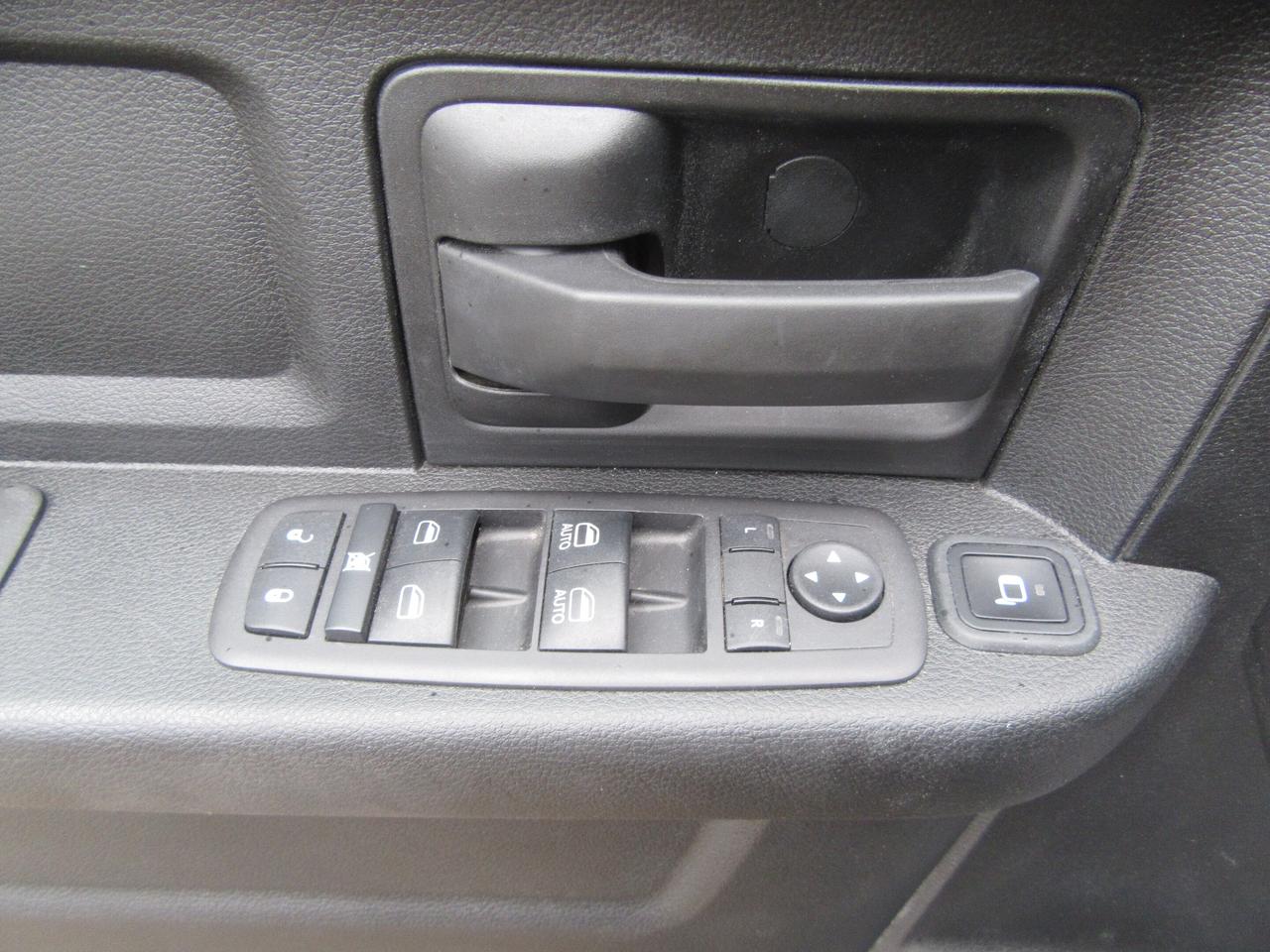 2024 RAM 5500 4X4 DIESEL CREW CAB 12 FT  FLAT DECK / GOOSE NECK Photo