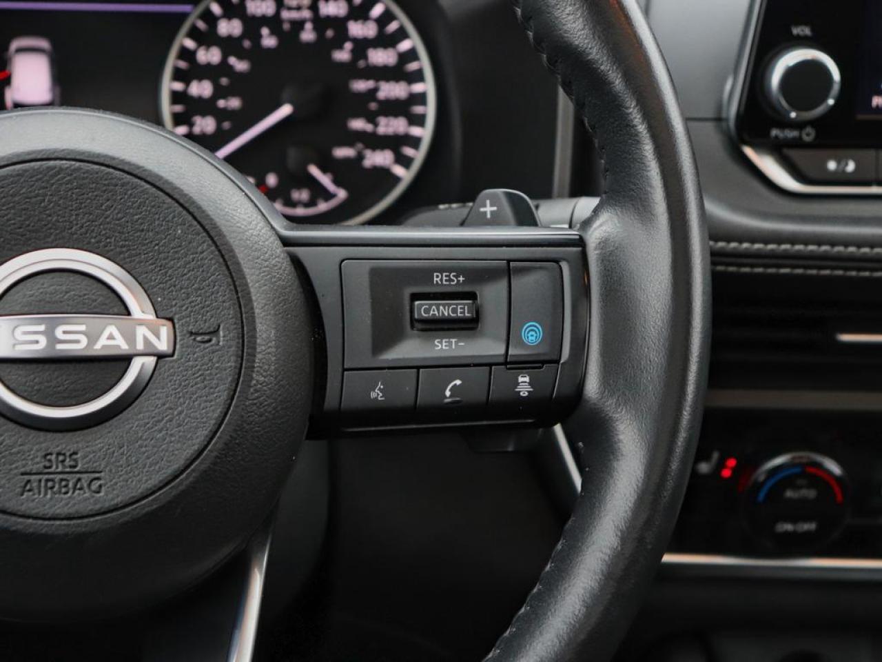 2024 Nissan Rogue SV Moonroof  - Moonroof -  Power Liftgate Photo