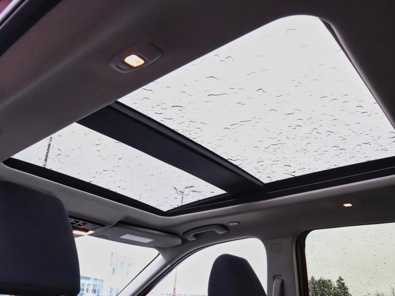 2024 Nissan Rogue SV Moonroof  - Moonroof -  Power Liftgate Photo