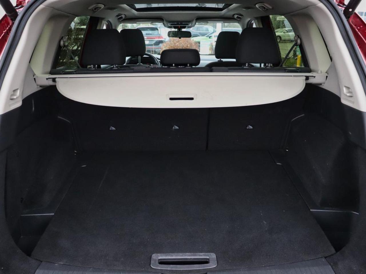 2024 Nissan Rogue SV Moonroof  - Moonroof -  Power Liftgate Photo