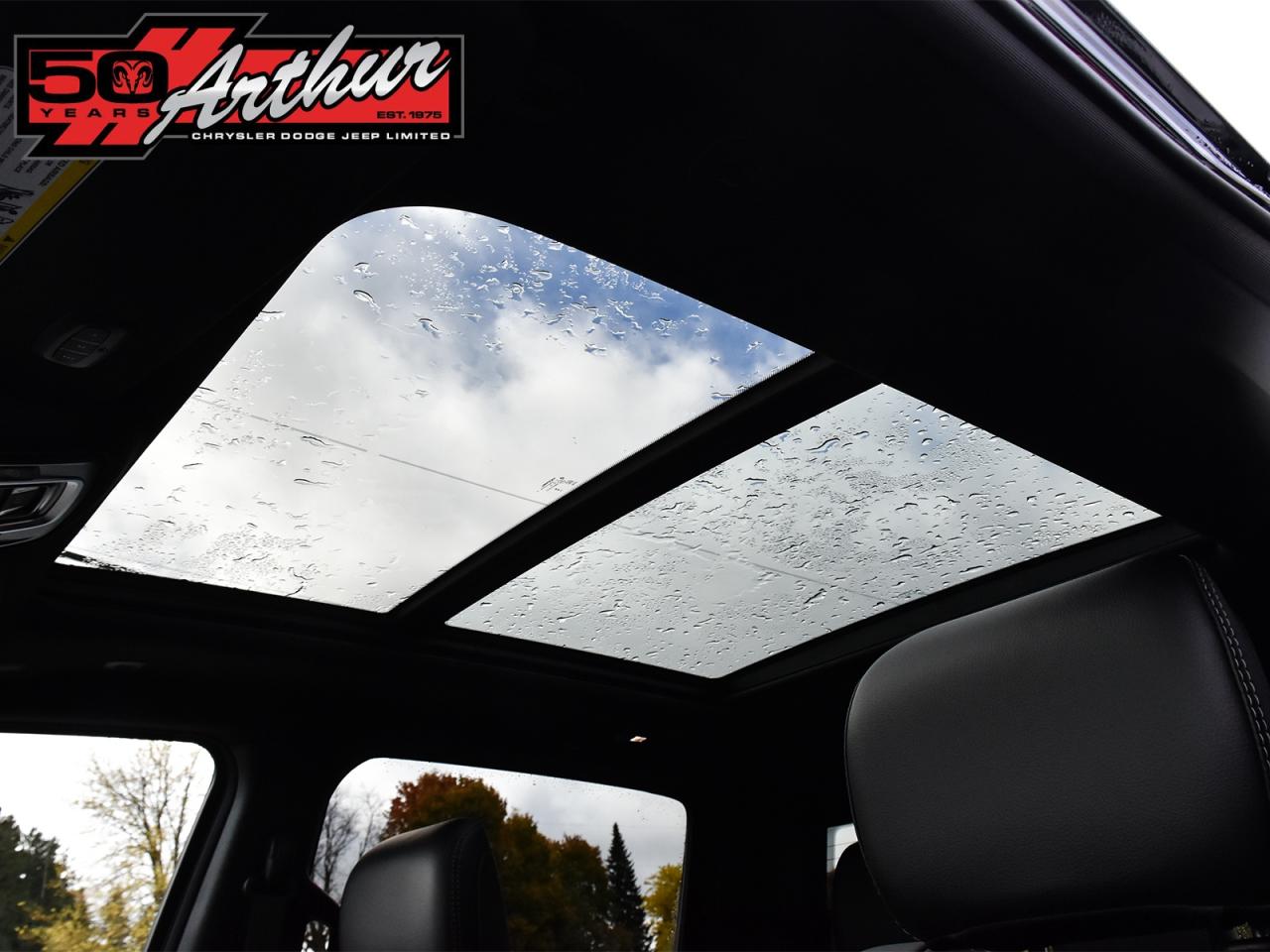 2025 RAM 1500 SPORT NIGHT CREW CAB 4X4 Photo