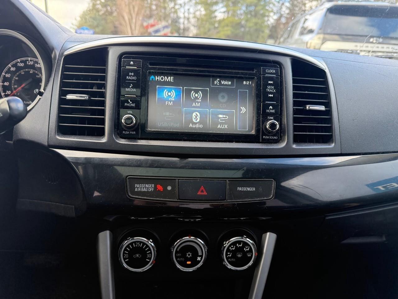 2017 Mitsubishi Lancer ES   SLICK AND SHARP Photo