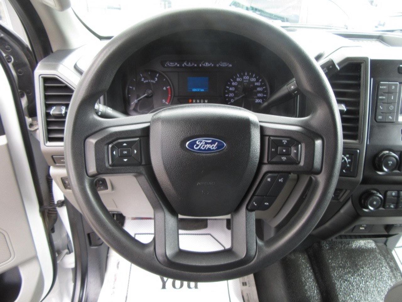 2022 Ford F-550 DIESEL CREW CAB 4X4 WITH 12FT STEEL DUMP BOX Photo