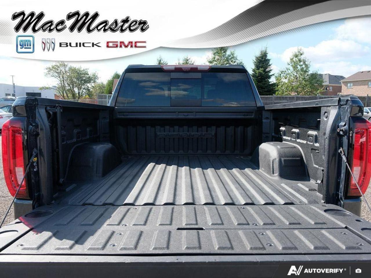 2021 GMC Sierra 1500 DenaliDENALI, CREW, 6.2L, 4X4, NAV, ROOF, HEATED/C Photo