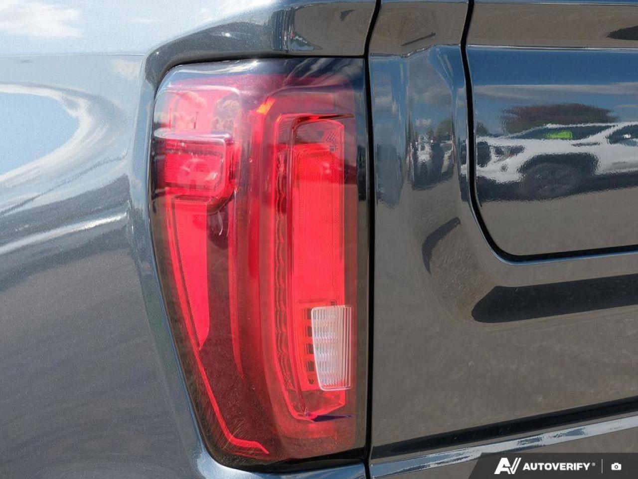 2021 GMC Sierra 1500 DenaliDENALI, CREW, 6.2L, 4X4, NAV, ROOF, HEATED/C Photo