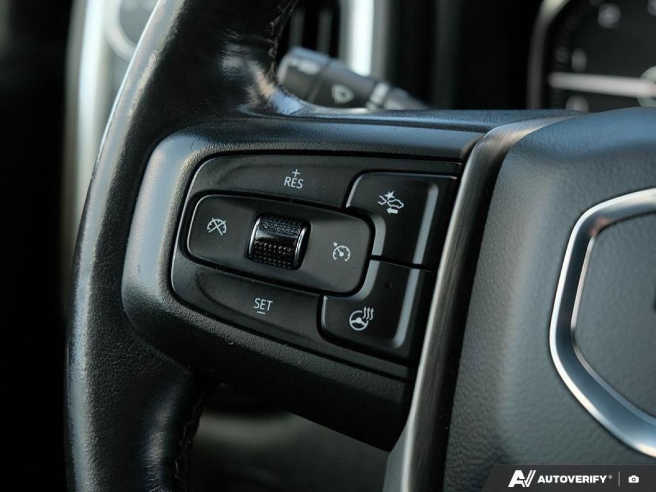 2021 GMC Sierra 1500 DenaliDENALI, CREW, 6.2L, 4X4, NAV, ROOF, HEATED/C Photo