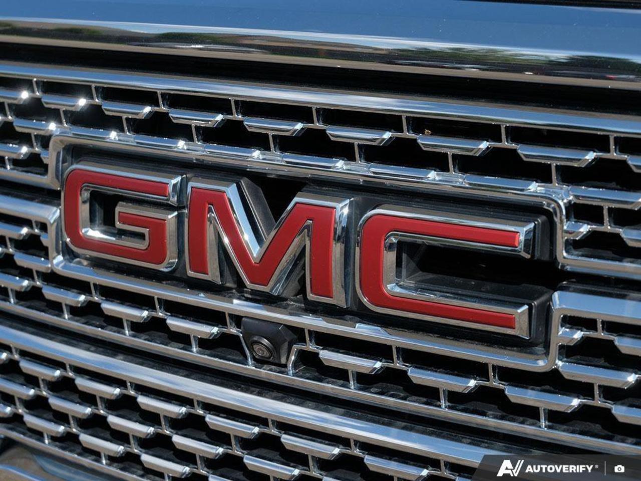 2021 GMC Sierra 1500 DenaliDENALI, CREW, 6.2L, 4X4, NAV, ROOF, HEATED/C Photo