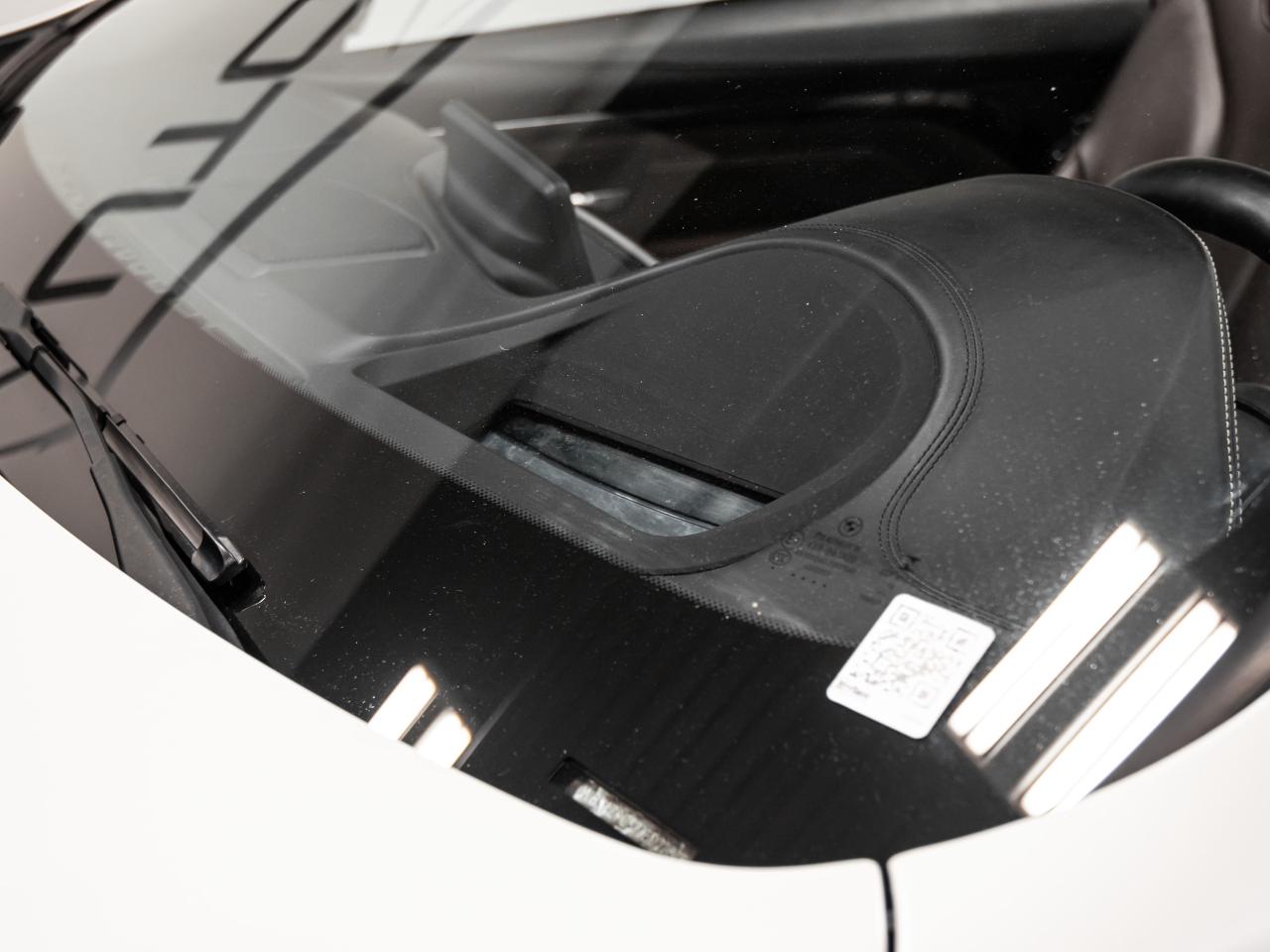 2018 BMW M4 Convertible M TwinPower Turbo 425 HP Carbon Fibre Photo